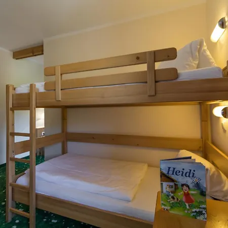 Heidi-Hotel Falkertsee - Kinderhotel Отель 4*