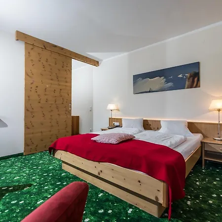 Heidi-Hotel Falkertsee - Kinderhotel 4*